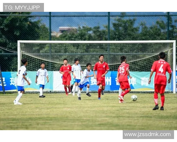 新生代足球少年闪耀绿茵场全球年轻球星逐梦未来舞台
